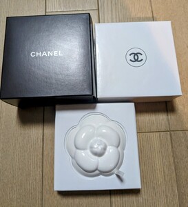 ☆新品未使用☆ CHANEL・シャネル カメリア ノベルティ アロマプレート ペーパーウェイト