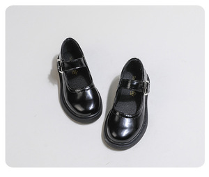 女の子 お姫様 靴 春 子供 サンダル イギリス風　きれい　防滑　疲れない　柔らか　軽量　ブラック　 RJZ-004