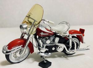 1/18 HARLEY-DAVIDSON ハーレーダビッドソン　レッド　ミニカー　MAISTO ほぼ未使用