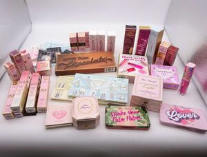 F★新品多 トゥーフェイスド Too Faced 福袋36点セット アイシャドウパレット等 同不 80★