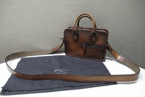 ベルルッティ BERLUTI アンジュールガリバー 旧型 カリグラフィ ショルダーバッグ 斜め掛け メンズ ランクAB BRB・バッグ・財布