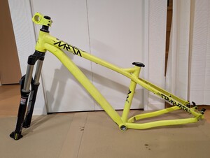 COMMENCAL META HT / ROCKSHOX SEKTOR RL GOLD 27.5 650B コメンサル メタ MTB 2014モデル? Sサイズ? ハードテール