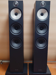 Bowers & Wilkins B&W スピーカーペア 603　シリアル連番　受渡配送注意