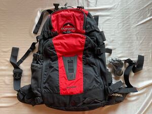 DAKINE RIDGE small ダカイン バックパック リュック 登山 リュックサック　29L 黒赤　