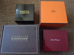 必読商品説明 廃業時計店より SALVADORE FERRGAMO.HERMES.PANERAI.EARNSHAW 腕時計用空箱 フェラガモ エルメス パネライ アーンショウ