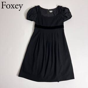 FOXEY BOUTIQUE フォクシーブティック フレアワンピース パフスリーブ　ドレス 膝丈　ウール　一部ベロア vintage レディース