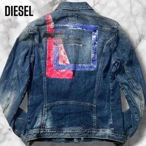 美品!!!希少デザイン!!! DIESEL バックプリント スタッズ デニムジャケット ジージャン ロゴボタン ブレイブマン ワッペン ディーゼル M