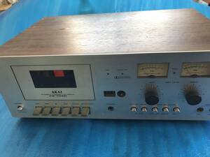 カセットデッキ　AKAI CS-705D stereo cassette deck 昭和　レトロ　ジャンク　部品取り