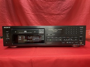 銘機・美品・完動品・トレイベルト交換・電解コンデンサー交換・メンテナンス済　SONY　ソニー　CDP-X33ES