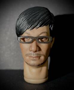 【在1/売り切り/値上げ予定】WORLDBOX製 模型 1/6 スケール 男性 フィギュア用 部品 アジア人 ヘッド 首一体型 短髪 眼鏡2種付き (未使用