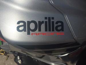 送料無料 Aprilia Racing Tank Fairing Decals Stickers アプリリア タンク ステッカー シール デカール 2枚セット