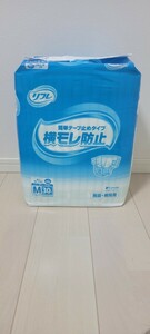 リフレ 簡単テープ 止めタイプ 横モレ防止 Mサイズ 30枚入 (病院 / 施設用 ) クロスフィットテープ