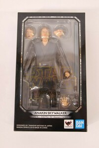 057 s8353 バンダイ S.H.Figuarts スターウォーズ アナキン・スカイウォーカー(Revenge of the Sith) 開封品