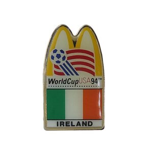 1994年 FIFA ワールドカップ サッカー ピンズ IRELAND マクドナルド ピンバッジ ピンバッチ 留め具付き レトロ