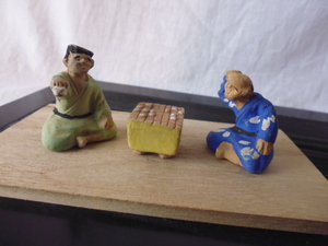 古い豆人形　　　碁うち人形　　　　昭和レトロ　　　民芸品