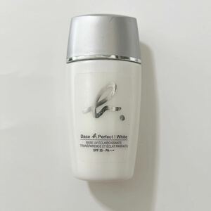 アニエスベー / ベース b.パーフェクト！ホワイト・30ｍｌ・化粧下地・定価3960円