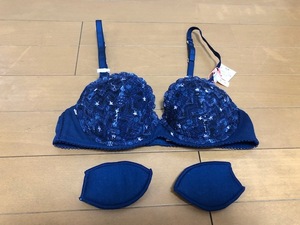 新品Triumph【トリンプ】 のブラジャー★B70★3839円→2280円即決、濃紺色、AMO