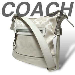 美品 COACH ワンショルダー サコッシュ シグネチャー キャンバス レザー モノグラム スタイリッシュ ストリート アウトドア 男女兼用