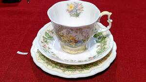 1218-5 Royal Doulton ロイヤルドルトン ブランブリーヘッジ 春 カップ（9×7.5㎝）＆ソーサー（14.5㎝）＆プレート（16㎝）トリオセット 