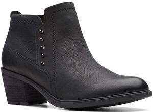 送料無料 Clarks 23.5cm ブーツ ブラック サイド ジッパー レザー スニーカー ヒール オフィス フォーマル パンプス ブーティー AAA166