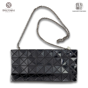 BAOBAO ISSEY MIYAKE PRISM チェーンクラッチバッグ BB61- AG041 黒 バオバオ イッセイミヤケ 斜め掛け ポーチ（M212345)