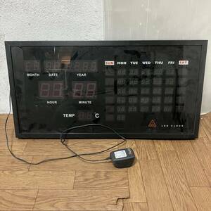 動作品擦れキズ埃汚れ有り　LED抜け無し　JDL LED CLOCK カレンダー付き　デジタル　壁掛け時計　オフィス　事務　倉庫　工場　