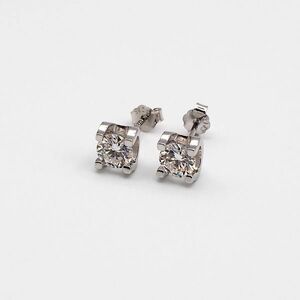 モアサナイト 0.5ct　4本爪キューブ　ピアス（両耳合計1.0ct）シルバー925