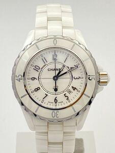 美品　CHANEL シャネル　J12　33mm H0968　ホワイト 腕時計 レディース 正規箱付属