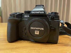 OLYMPUS OM-D E-M1 ボディ