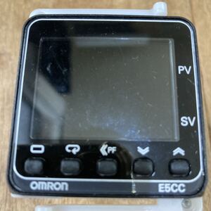 温度調節器 デジタル調節計 温調器 小型 E5CC-QX2ASM-000 OMRON オムロン 温度コントロール SSR駆動用電圧出力 温度制御 その2