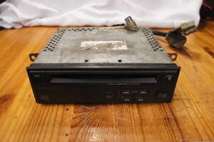 CV-121 オーディオ 1DIN CD ヘッドユニット 純正 @1021d