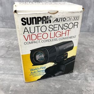 SUNPAK コンパクトビデオライト 専用充電器付き 使用説明書 保証書付き COMPACT VIDEO LIGHT CV-300 通電確認済み