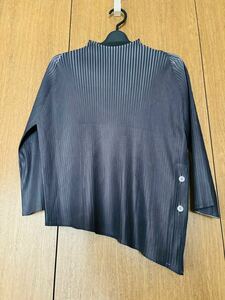 新品 PLEATS ブラウス