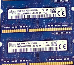 【中古パーツ】PC3 ノートパソコン用 DDR3 メモリ HYNIX SK 2GB 1RX8 PC3-12800S-11-13-B42GBx2枚 計4GB　送料無料■N(256) 