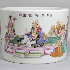 ◆旧家蔵出◆古美術 中国古玩　大清乾隆年製款　粉彩　神仙人物故事図筆筒　古賞物　骨董　時代物　A03