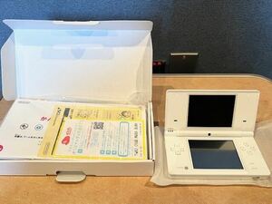 【デッドストック2】Nintendo　ニンテンドーDS i　ホワイト　画面サイズ3.2型