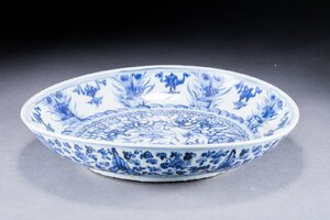 【華】某有名収集家買取品 清時代物 中国伝来 染付き 青華花卉紋飾皿 当時物 傷あり 古美術 骨董品A240100024-RV-OQ