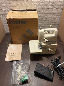 brother ブラザー Home Lock ホームロック TE4-B223 ロックミシン フットペダル付属 手芸 手工芸 裁縫