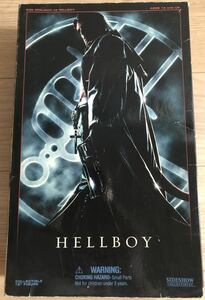 サイドショウコレクタブルHELLBOYヘルボーイフィギュア