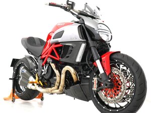 オプション鍛造アルミホイール テルミフルエキ BabyFaceステップ LUIMOTOシート CARBONエアロ HIDライト Diavel ディアベル 2011年