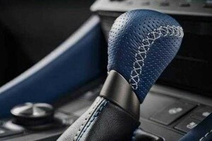 最安挑戦！　レクサス LEXUS RC F & GS F 10周年 特別仕様車 専用 ブルーシフトノブ　新品　純正品