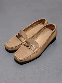 Salvatore Ferragamo フェラガモ ロゴ レザー ローファー