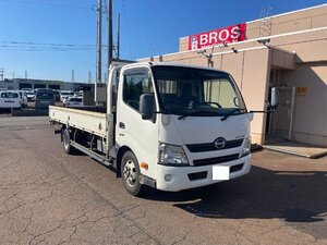 日野　デュトロ　平成25年　平ボディー　ワイドロング　マニュアル車　260.000km