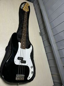 Fender エレキベース フェンダー　PRECISION BASS MADE IN JAPAN 現状品