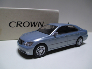 1/30 トヨタ クラウンロイヤルサルーン ゼロクラウン CROWN 180系 前期 非売品 カラーサンプル ミニカー　ライトブルーメタリック