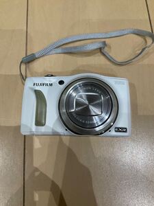 美品　FUJIFILM EXR FinePix F800EXR コンパクト デジタルカメラ