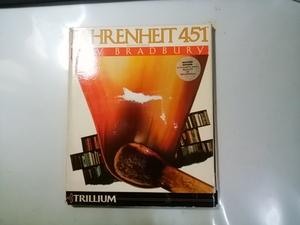 FAHRENHEIT 451 華氏451度 (Ray Bradbury) - TRILLIUM for Apple IIc, IIe, II+