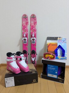 DYNASTAR スキー板80cm SALOMON スキーブーツ16.0cm GIRO ヘルメットXS/S Conquestトライスキー ジュニアグライドサポーター　 ゴーグル