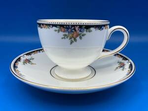 【used 超美品 箱なし】Wedgwood ウェッジウッド ★カップ(84)&ソーサー(89) ★OSBORNE オズボーン ★サイズ 85mm×高さ68mm / 148mm