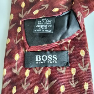 HUGO BOSS (ヒューゴボス)ボルドー花咲くネクタイ